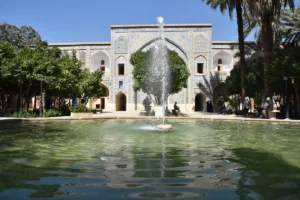 مدرسه خان شیراز