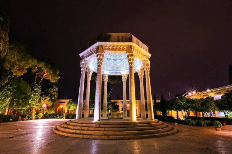 مقبره حافظ شیرازی