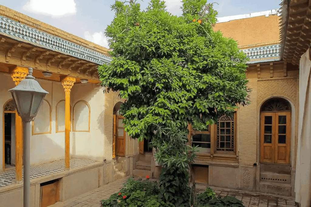 خانه تاریخی فروغ الملک شیراز