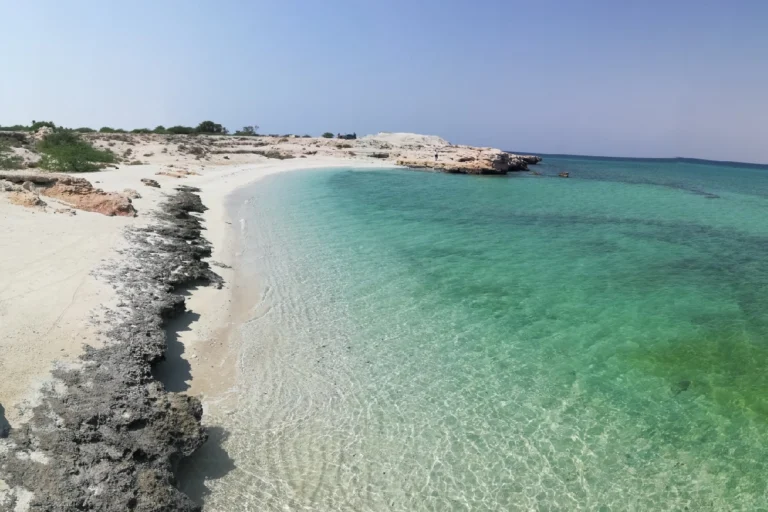 همه چیز درباره جزیره لاوان