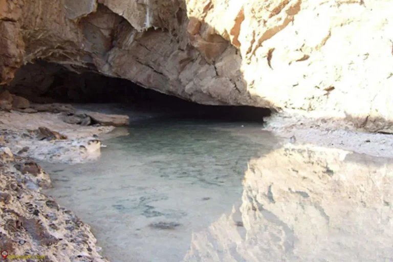 چشمه های قشم