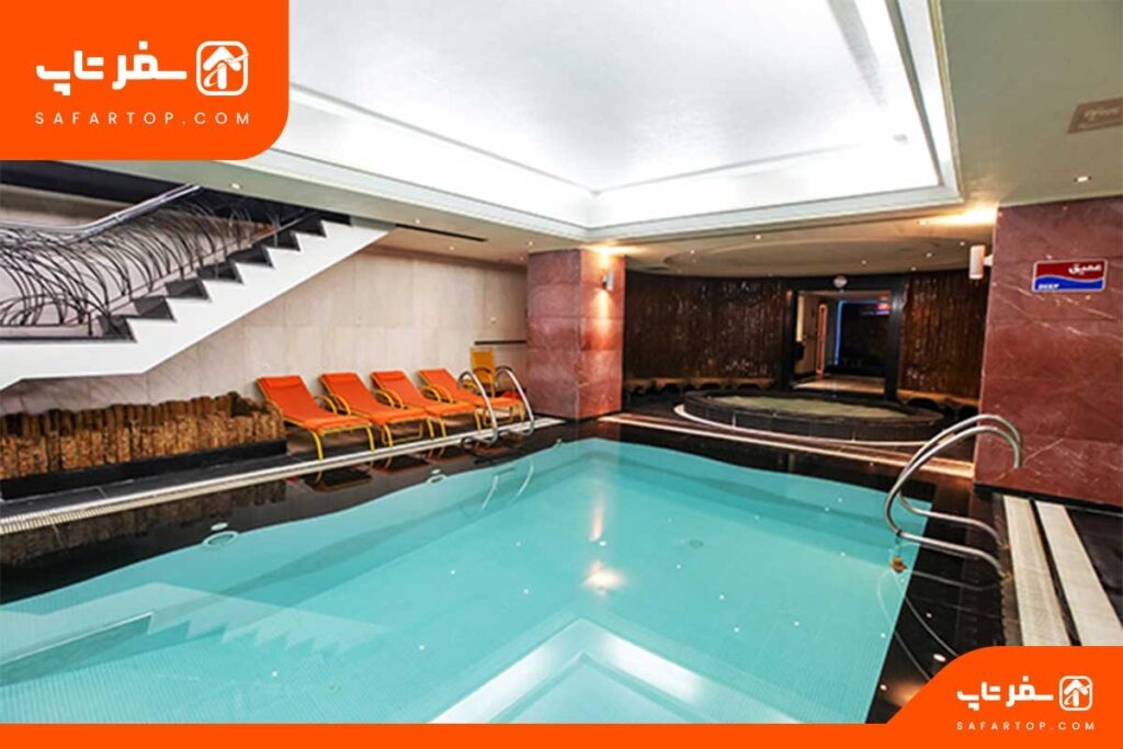 استخر هتل پارسیان استقلال
