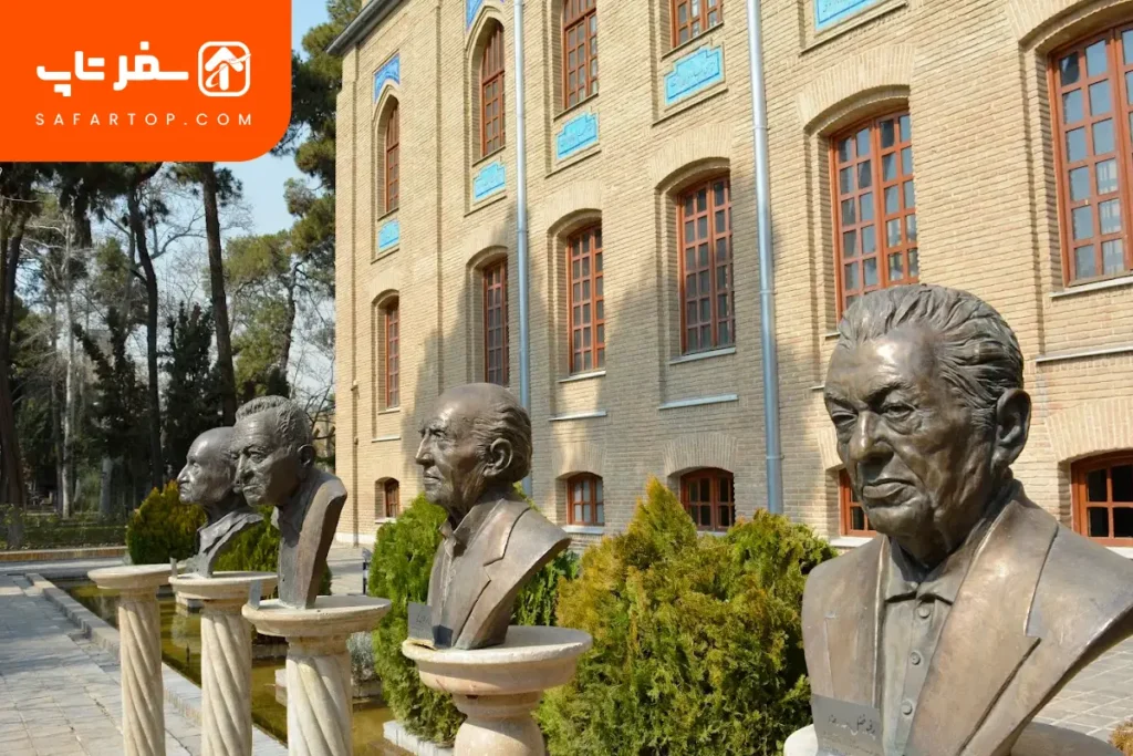 سردیس های باغ موزه نگارستان باغ موزه نگارستان، سردیس ها