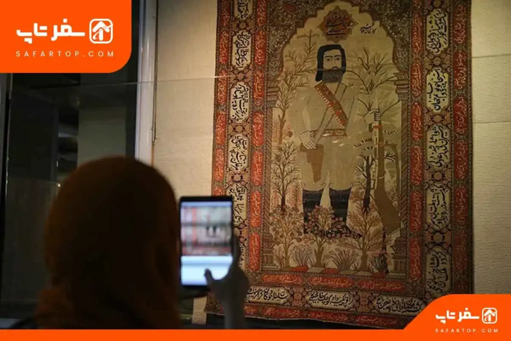 موزه فرش تهران، قالی طرح میرزا کوچک جنگلی