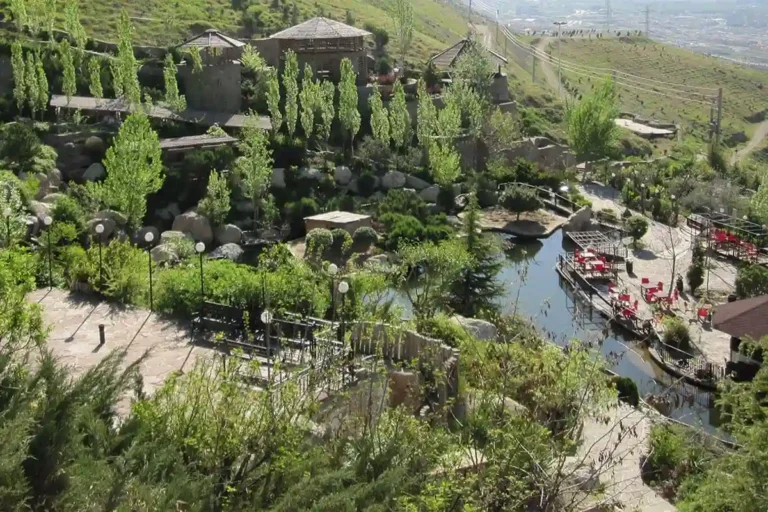 پارک آبشار تهران