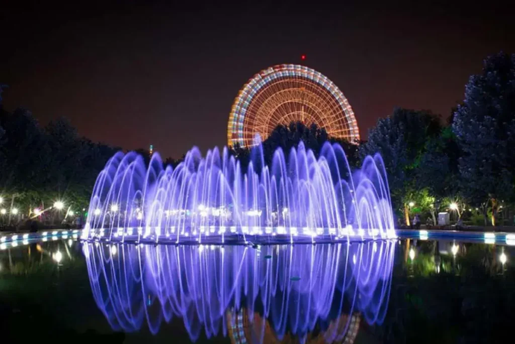 پارک های تهران در شب