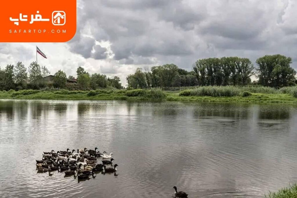 تالاب عینک نزدیک رشت