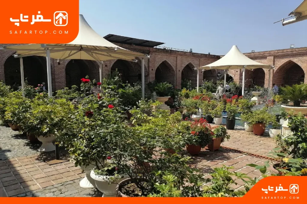 آدرس و مسیر دسترسی به کاروانسرای عباسی