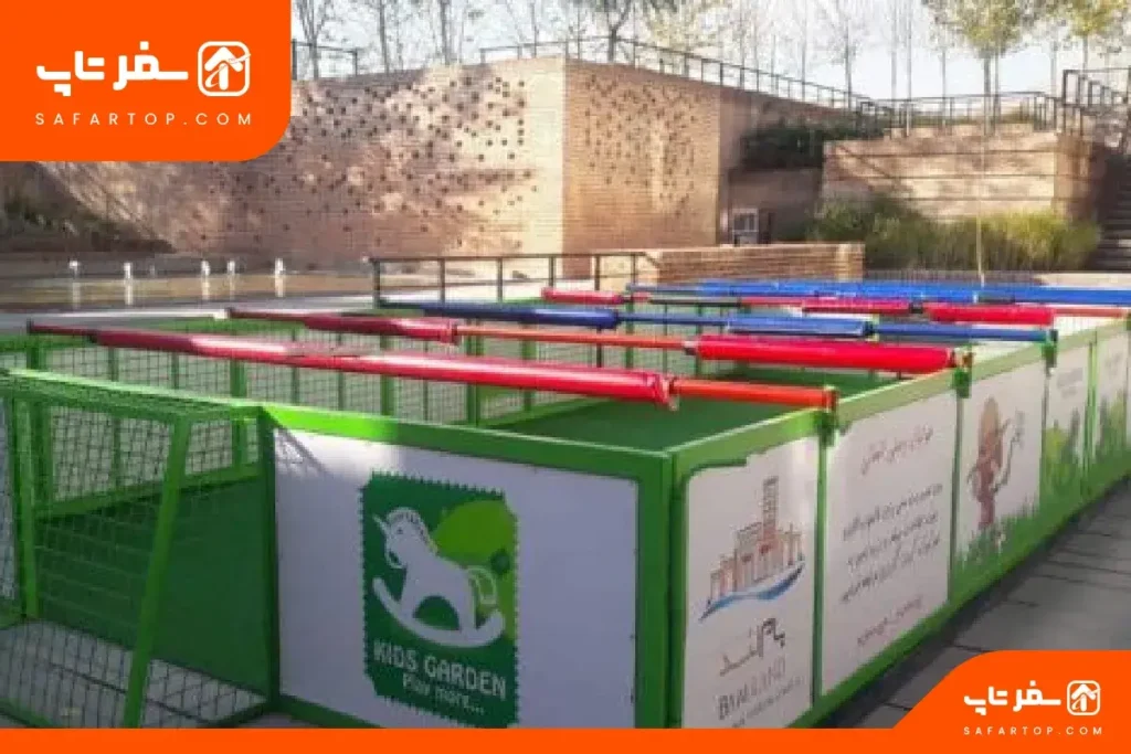 فوتبال دستی انسانی باملند