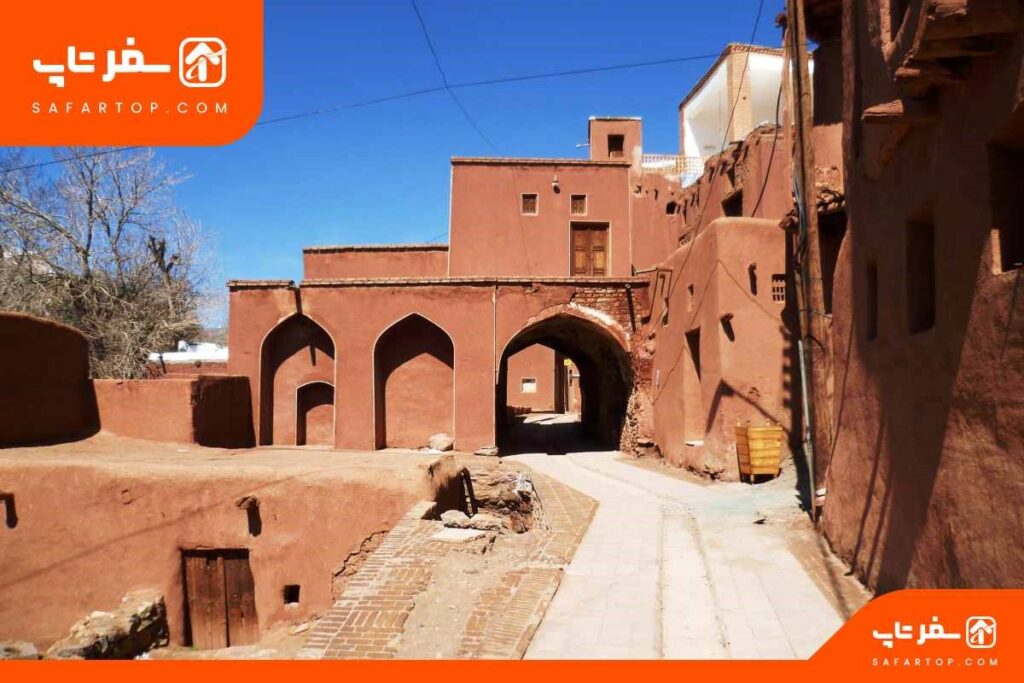 روستای ابیانه کاشان کجاست؟